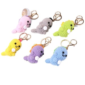 Porte-clés en peluche dinosaure verte tricotée au crochet, animaux et dinosaures amigurumi, dinosaure Tyrannosaurus Rex, poupée au crochet - Product Image 5