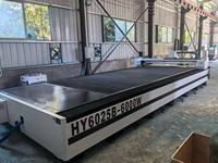 Mesin Pemotong Laser Fiber Logam Mesin Pemotong Laser Fiber 6000w / Harga Mesin Pemotong Laser Cnc 6025