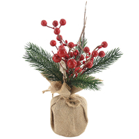 Mini Árbol de Navidad Artificial con Bayas Rojas y Agujas de Pino, 25 cm (9.8 pulgadas), Base de Yute, Decoración de Mesa, Venta al por Mayor, OEM