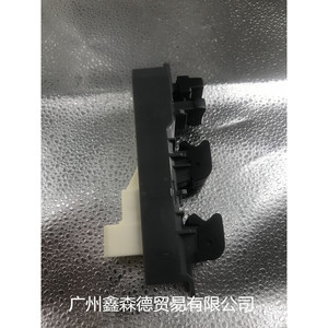 Interrupteur de lève-vitre Xinsende 84820-06100 pour Toyota, pièce de rechange auto - Product Image 3