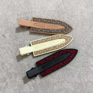 <span class=keywords><strong>Instagram</strong></span> Style Version coréenne Vintage cuir métal ours <span class=keywords><strong>en</strong></span> peluche frange pince canard échiquier pince maquillage pince cheveux accessoires - Product Image 2