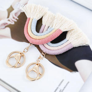 Portachiavi a forma di arcobaleno in metallo placcato <span class=keywords><strong>oro</strong></span> moda portachiavi con nappe in <span class=keywords><strong>filo</strong></span> di seta arcobaleno bohémien - Product Image 4