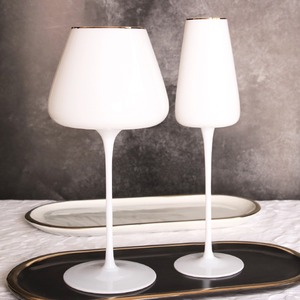 El mejor precio, copas de vino blanco personalizadas de alta calidad con borde dorado, cristal personalizado para flautas de champán - Product Image 2
