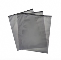 Sacs d'emballage CPE gris givrés avec fermeture éclair, en plastique translucide, pour chaussures, vêtements en fourrure et chaussettes - MOQ 100 pièces