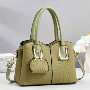 Bolso de Hombro de Cuero PU Estilo Europeo-Americano Retro para Mujer, con Cierre de Cremallera Simple, Gran Capacidad, Diseño Moderno y Sencillo - Product Image 4