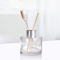Bouteilles en verre transparentes pour diffuseur de parfum, 50 ml, 100 ml, 200 ml, emballage pour huile aromatique, parfum, flacons en verre ronds et carrés, prêts à être expédiés