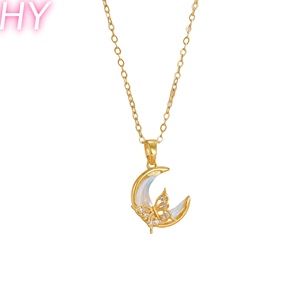 Collar HY Golden Butterfly Crescent de acero inoxidable 316L con detalles de diamantes y colgante de luna. - Product Image 5