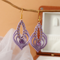 Boucles d'oreilles pendantes en forme de feuille, style bohème hippie, en corde cirée micro-macramé, design original, artisanat vintage, cadeau fait main