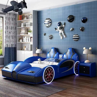 Neues Kinderbett, Kreatives Doppelbett im Auto-Design für Jungen mit Schutzgitter, Einfaches Einzelbett im Rennwagen-Stil