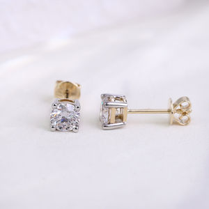 Boucles d'oreilles solitaire en or massif 10 carats de luxe, classiques, 4 griffes, certifiées IGI, diamant rond de laboratoire, boucles d'oreilles à clous - Product Image 2