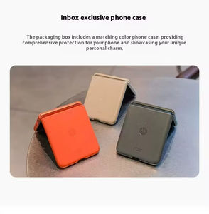 Teléfono Inteligente Plegable Moto Razr 50 5G Usado, 8/12GB RAM, Snapdragon 7s Gen 2, CDMA/LTE, Doble SIM, 5G Global, Desbloqueado - Product Image 4