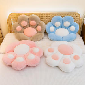 Cojín de Asiento con Forma de Pata de Gato, Peluche Personalizado, Fabricación de Juguetes de Peluche, Algodón PP, 8 Pulgadas, Juguetes de Peluche de Navidad para Máquinas de Garras - Product Image 1