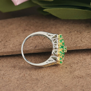Anello Floreale Bicolore per Donne con Accento Verde, Gioielli di Moda Creativi all'Ingrosso - Product Image 4