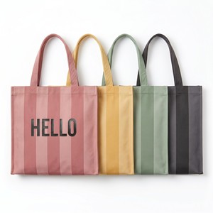 Sac fourre-tout sportif en toile surdimensionné à rayures colorées, avec logo personnalisé imprimé, idéal pour le week-end, le shopping et la salle de sport - Product Image 6