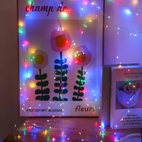 Luces de Navidad Cálidas Blancas con Efecto de Chispero, Funcionan con Pilas, Regulables, Cable Verde Oscuro, Decoración Colgante para Interiores