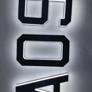 Numéros de maison solaires intelligents auto-éclairants, plaque d'adresse étanche IP65 de 9 pouces, lumière LED à allumage automatique, autonomie de la batterie de 10 à 12 heures - Product Image 4