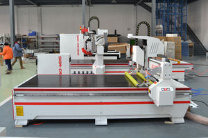 Mesin ukiran <span class=keywords><strong>3D</strong></span> A2-1325/1530/2030/2040 tanda desain baru mesin Cnc kayu dengan rol untuk pembuatan kabinet furnitur - Product Image 3