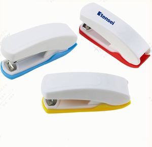Mini grapadora de PVC con logo personalizado impreso - Set de colores variados para útiles escolares - Product Image 2
