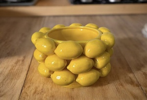 <span class=keywords><strong>Vase</strong></span> de table en céramique de porcelaine de qualité supérieure, simulation citron et fraise, pour la décoration intérieure - pour le salon et la décoration de bureau - Product Image 5