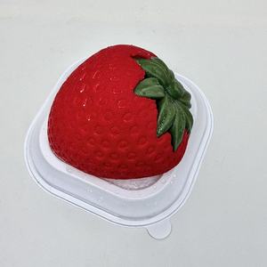 Nouveau design, vente chaude, gâteau mousse halal certifié, faible en gras, congelé, moelleux et collant, en forme de fraise 3D, dessert - Product Image 1
