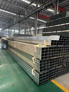 Fabricante <span class=keywords><strong>de</strong></span> Tubos Cuadrados Galvanizados <span class=keywords><strong>de</strong></span> 10X10 0.6-1.0 - Material <span class=keywords><strong>de</strong></span> Tubería Especial para Estructuras <span class=keywords><strong>de</strong></span> Muebles y Construcción <span class=keywords><strong>de</strong></span> Estructuras <span class=keywords><strong>de</strong></span> Acero - Product Image 1