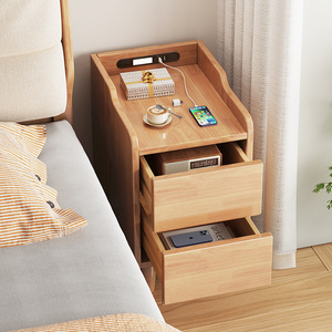 Table de chevet en bois massif de style nordique avec chargeur sans fil, mobilier de chambre moderne et minimaliste pour usage domestique - Product Image 2