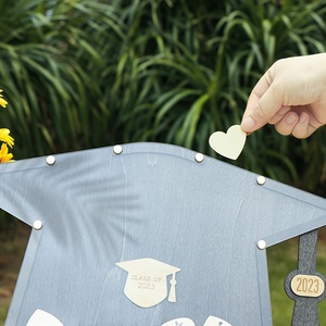 1Pc Houten Drop Top Gastenboek Afstuderen 60 Houten Harten Perfect 2024 College Middelbare School Klas Decoratie Afstuderen - Product Image 3