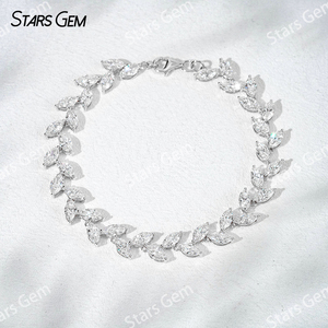 Bracelet jonc de luxe en or massif 18 carats, pureté 75%, diamant de laboratoire de 7,95 carats, taille marquise, couleur D, style branche d'olivier, unisexe - Product Image 3