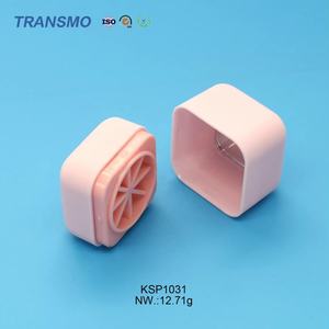 ลิปสติกขายส่ง บรรจุภัณฑ์ลิปสติกพลาสติกแบบกำหนดเอง โลโก้ OEM บนลิปสติก - Product Image 4