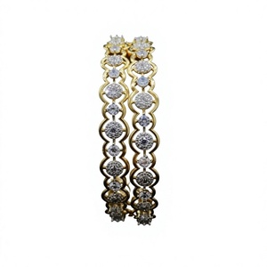Classic 18K Gold Plated Zircon Round Brilliant Cut Brass Bangles Women's Party Jewelry Claw Setting Style Trendy - Product Image 2
