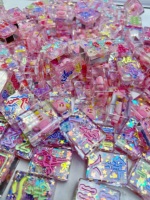 Jeu de Mahjong en Acrylique Brillant avec Motif Kirby Mignon, Qualité Professionnelle, Blocs Remplis de Paillettes Transparentes, Jeu de Table pour la Maison et le Divertissement