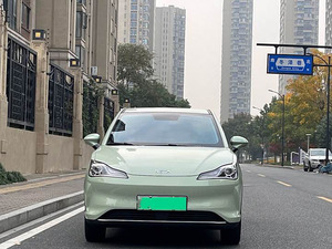 Nouvelle énergie en ligne <span class=keywords><strong>voiture</strong></span> électrique 5 portes 5 places SUV véhicule de <span class=keywords><strong>location</strong></span> d'occasion avec faible kilométrage 2022 Nezha V - Product Image 2