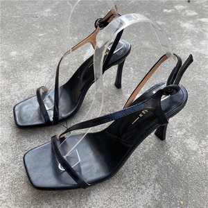 <span class=keywords><strong>Sandali</strong></span> da donna personalizzati con Logo sandalo con <span class=keywords><strong>tacco</strong></span> con Logo da donna con punta quadrata personalizzata da <span class=keywords><strong>5</strong></span> <span class=keywords><strong>cm</strong></span> - Product Image 2