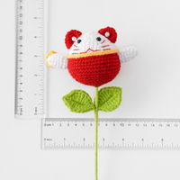 Amigurumi fait main, tige porte-bonheur rouge, fleur de la chance festive, cadeau pour le Nouvel An et décoration de table