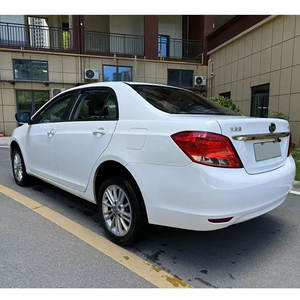 Berline Électrique d'Occasion BYD E5 2019, Autonomie de 450 km, Automatique, Sièges en Tissu Foncé, Prête pour l'Exportation - Product Image 5