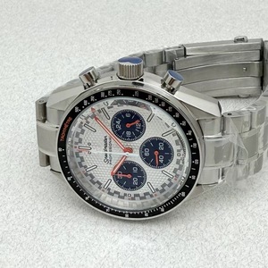 Montre chronographe à quartz de 40 mm, boîtier en acier massif avec bracelet en acier massif, mouvement VK63 - Product Image 5