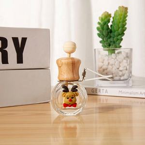 ขวดแก้วกระจายน้ำหอมแบบแขวนขนาด8มล. พร้อมฝาเกลียวที่หนีบช่องลมสำหรับตกแต่งรถยนต์ - Product Image 4