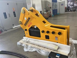 Casse-pierre hydraulique SOOSAN SB131 de type latéral pour excavatrices de 30 à 45 tonnes, garantie 1 an, moteur certifié testé, corps principal robuste CN - Product Image 3