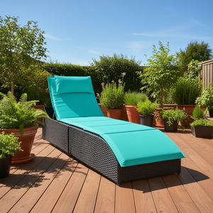Tumbona Plegable de Ratán Negro con Cojín, Reclinable para Patio Exterior, Diseño Moderno - Product Image 2