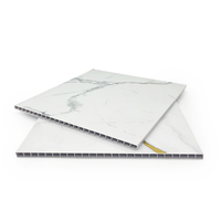 Panneaux muraux en PVC brillant de luxe, revêtements en marbre plastique, panneaux muraux en PVC imperméables pour les murs de salle de bain et de douche
