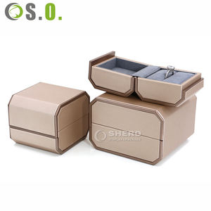 Petites boîtes à bijoux en cristal en cuir véritable avec initiales Boîte à bagues en similicuir de marque de luxe Emballage de voyage - Product Image 3