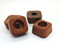 Flacon de parfum de luxe vide, de haute qualité, carré, avec bouchon en bois arabe, logo personnalisé, couleur bois naturel, origine Vietnam