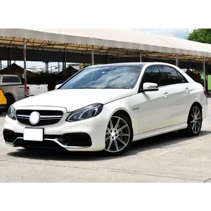 Kit carrosserie complet pour Mercedes W212 AMG63 (2014-2015) : pare-chocs avant avec feux antibrouillard et pare-chocs arrière à fixation par boulons - Product Image 4
