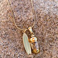 Collar con Colgante de Arena de Vidrio Chapado en Oro de 18K de Acero de Titanio, Serie Estilo Hawaiano para Verano 2025