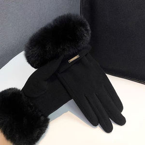 Wholesale Stock Soft Skin-friendly Warm <b>Touchscreen</b> <b>Gloves</b> for Women High Quality Fashion Winter Outdoor Activities - Product Image 1