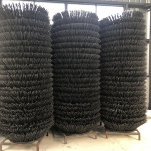 Brosse latérale de balayeuse <span class=keywords><strong>Dulevo</strong></span> 5000 de haute qualité, en PP et fil d'acier mélangé, pour gouttières - Product Image 1