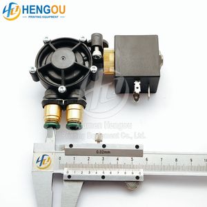 قطع غيار أصلية جديدة لماكينة الطباعة <span class=keywords><strong>EMD</strong></span>-S30-E20-6F 24DC 1.8W <span class=keywords><strong>EMD</strong></span>-S31/4-E20-6F L2.335.014/04 - Product Image 4