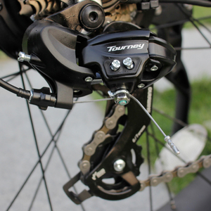 Vélo électrique tout-terrain à suspension intégrale avec cadre en alliage d'aluminium de 26 pouces, pneus larges et assistance au pédalage - Product Image 4
