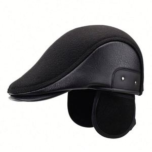 Nouvelle Collection Hiver 2025 – Béret Plat Unisexe pour Hommes Âgés, Chaud et Confortable avec Cache-Oreilles et Visière en PU - Product Image 1