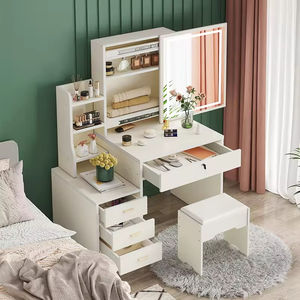 Ensemble de coiffeuse en forme de cœur avec miroir et lumières LED sur le contour, unité de vanité moderne pour chambre à coucher, complète avec tabouret - Product Image 6